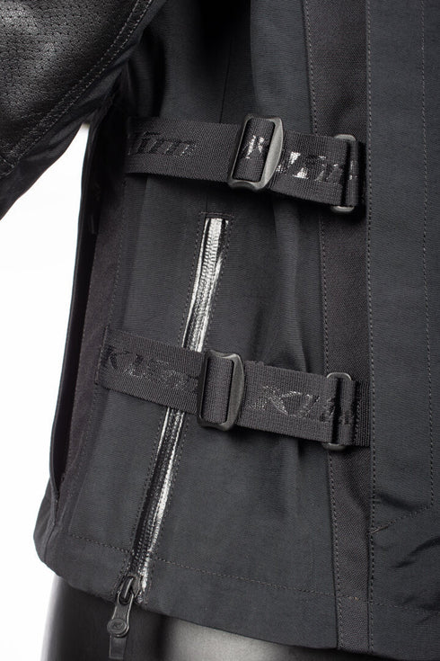 LATITUDE JACKET STEALTH BLACK